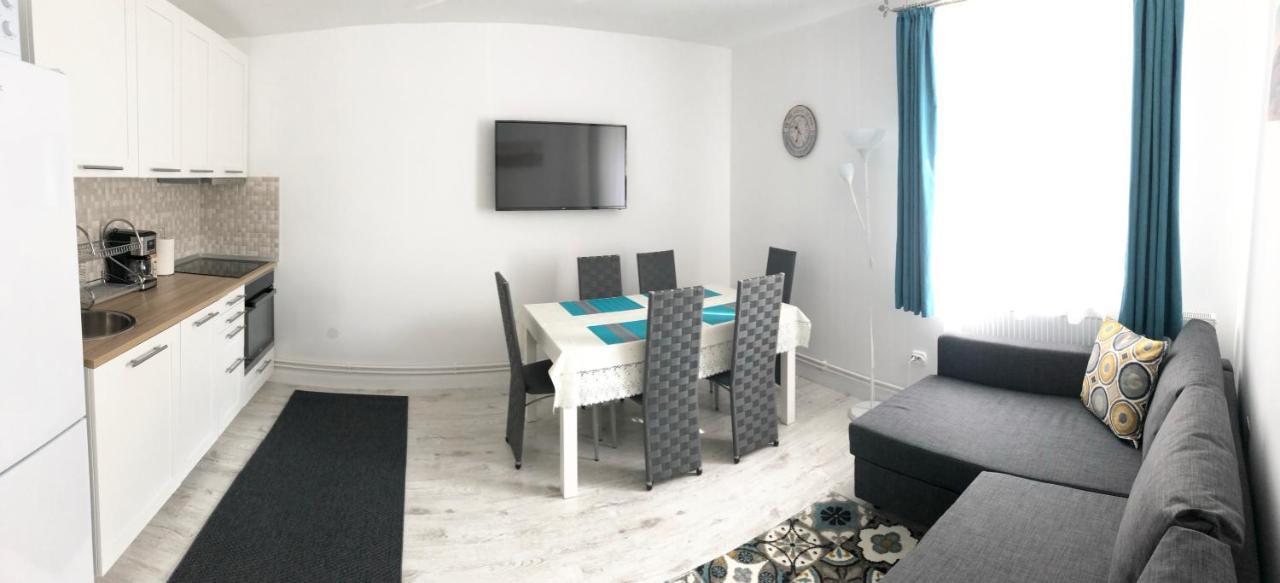 Riverside Ski Apartment Ramingstein Extérieur photo